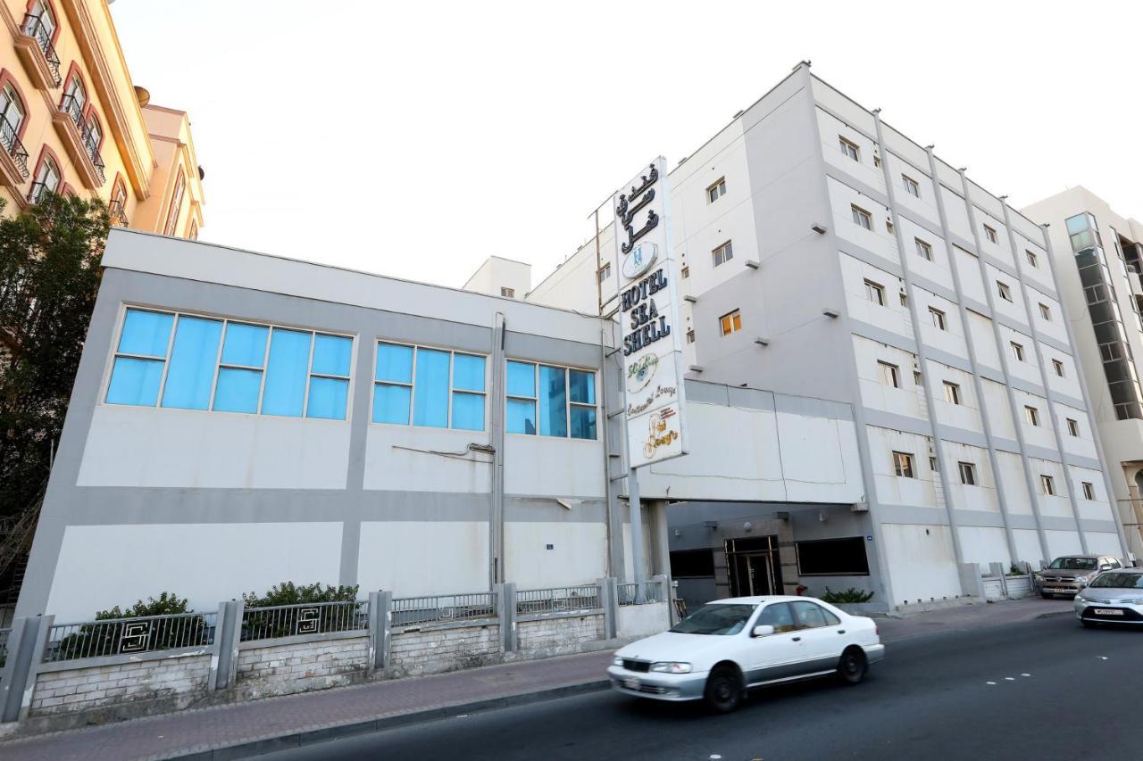 Sea Shell Hotel Manama Exteriör bild